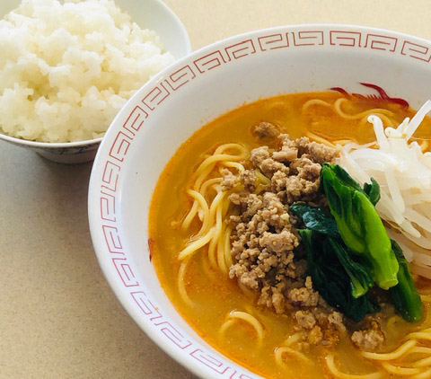 坦々麺小ライス