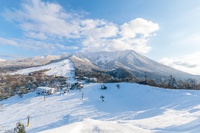 のろし台から望む大山